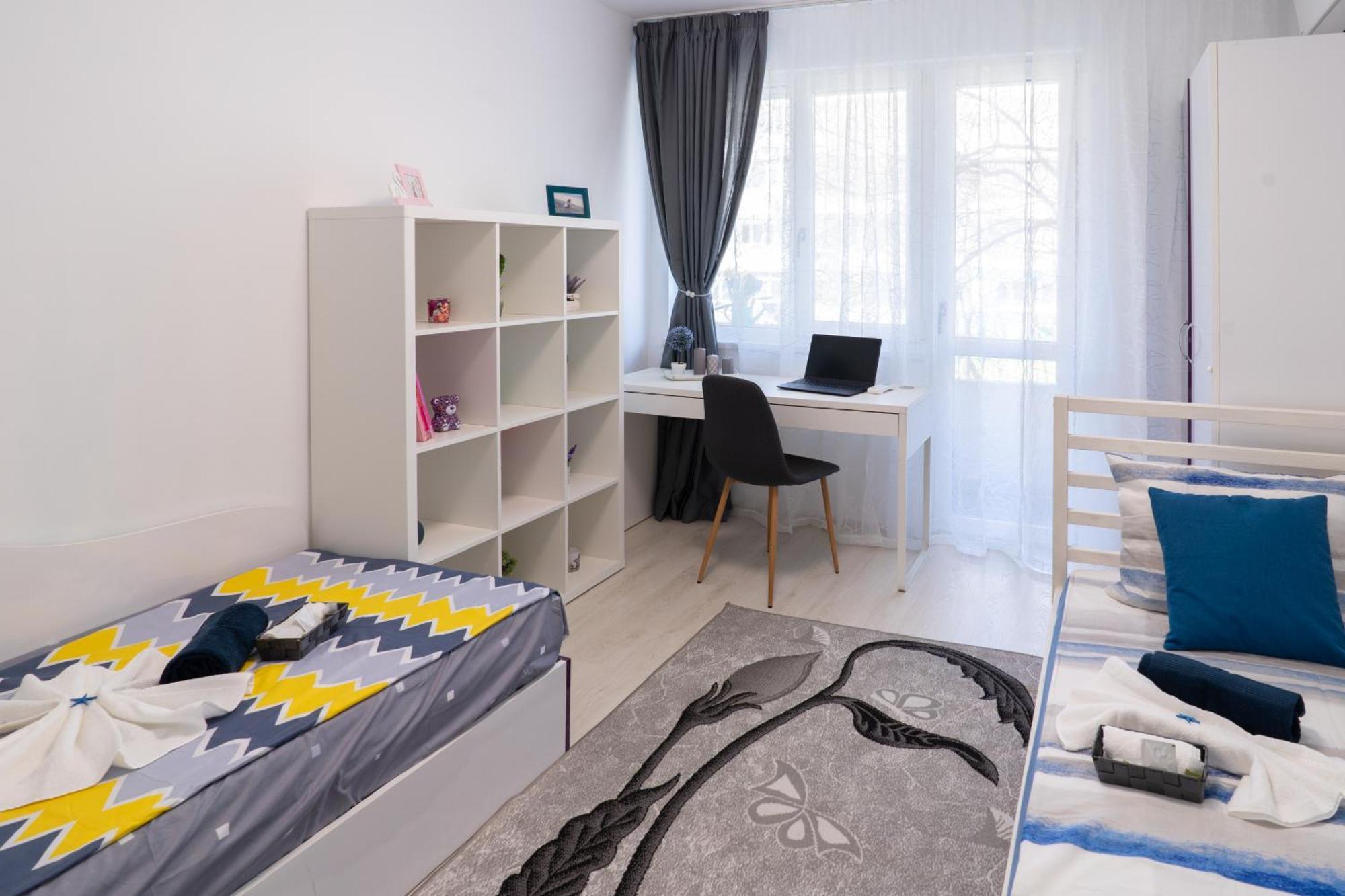 Luxury 2 Bedroom Apartment In Central Varna Exterior photo